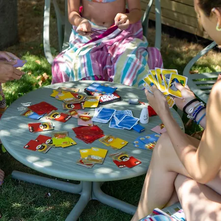 住宿加早餐酒店 Delceg Rece Minihotel 巴拉腾肯尼斯