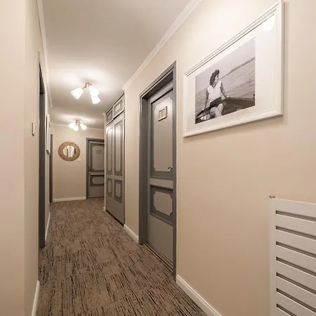 Delceg Rece Minihotel 발라톤케네세