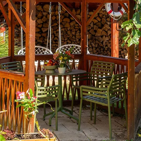 Bed & Breakfast Delceg Rece Minihotel 4*