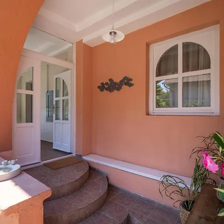 Delceg Rece Minihotel באלאטונקנשה