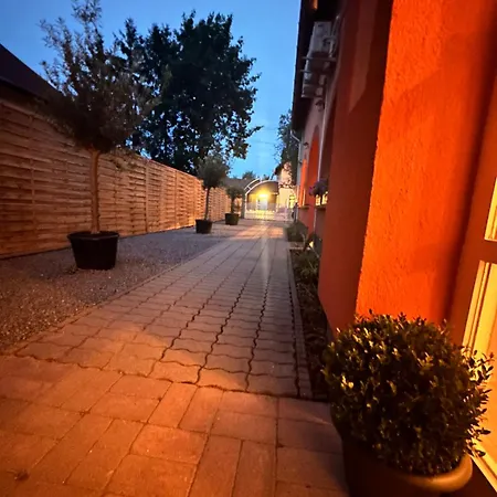 Delceg Rece Minihotel 4* 발라톤케네세
