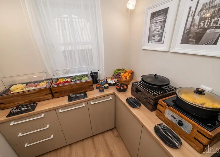 Bed & Breakfast Delceg Rece Minihotel Balatonkenese