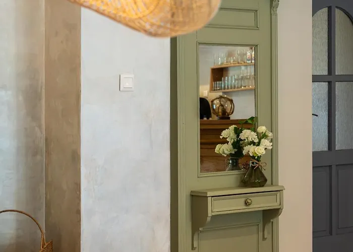 Delceg Rece Minihotel Bed & Breakfast