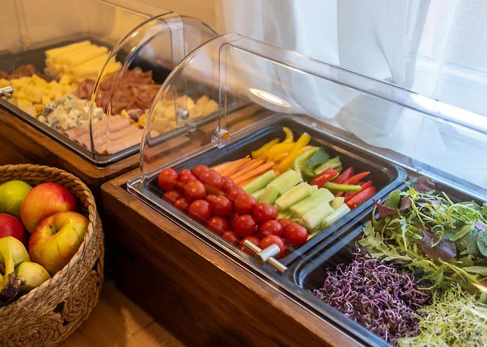 Delceg Rece Minihotel Bed & Breakfast