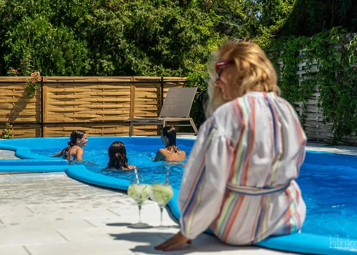 Délceg Réce Minihotel Frühstückspension 4*