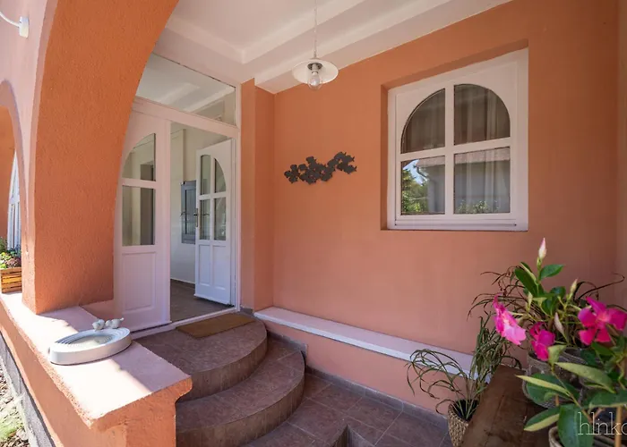 Delceg Rece Minihotel Balatonkenese