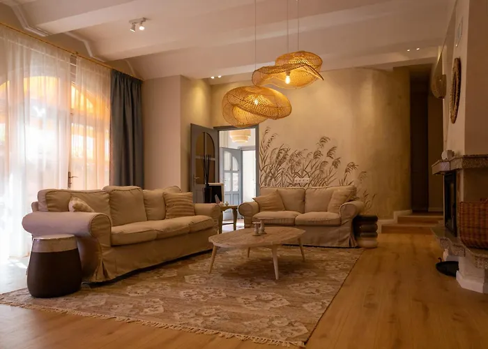 Delceg Rece Minihotel