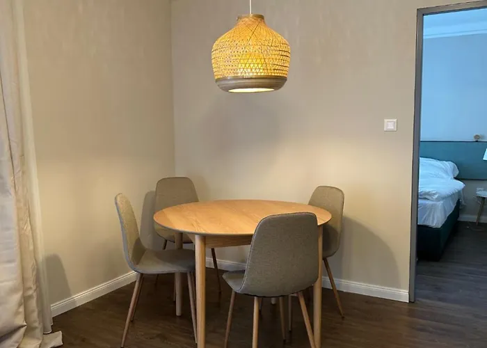 Delceg Rece Minihotel Bed & Breakfast 4*